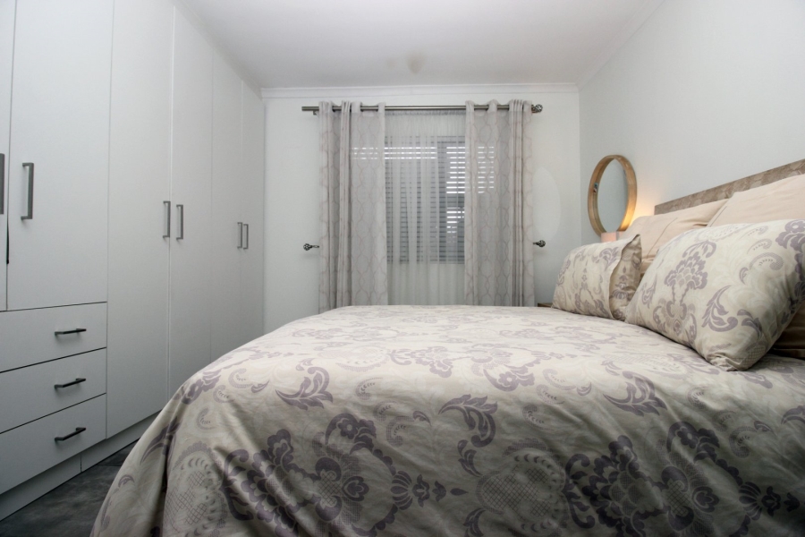  Bedroom Property for Sale in Philippi Western Cape
